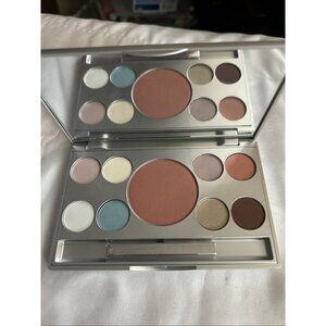 Models prefer Eight multi-faceted gemstone eye shadows & blush Pastel lite color